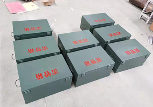 独山炸药箱和雷管箱一般是怎么存放的？